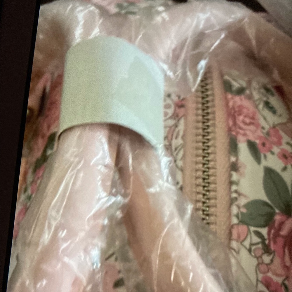 Loungefly - Picture 5 of 9